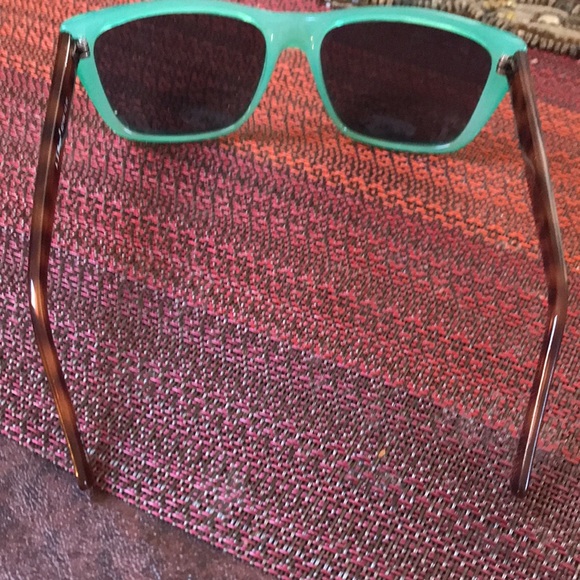 Bifocal sunglasses ( cheaters) so you can read in the sun - Picture 3 of 5